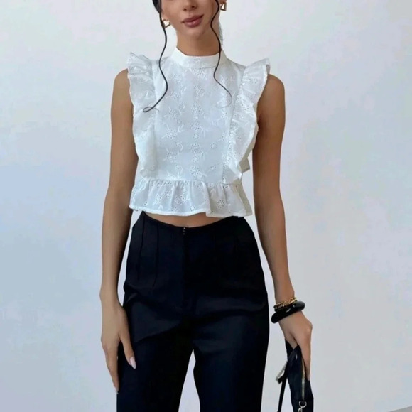 Elegant Backless White Shirt For Weddings With Ruffled Edges And Waist Tie - Picture 4 of 5